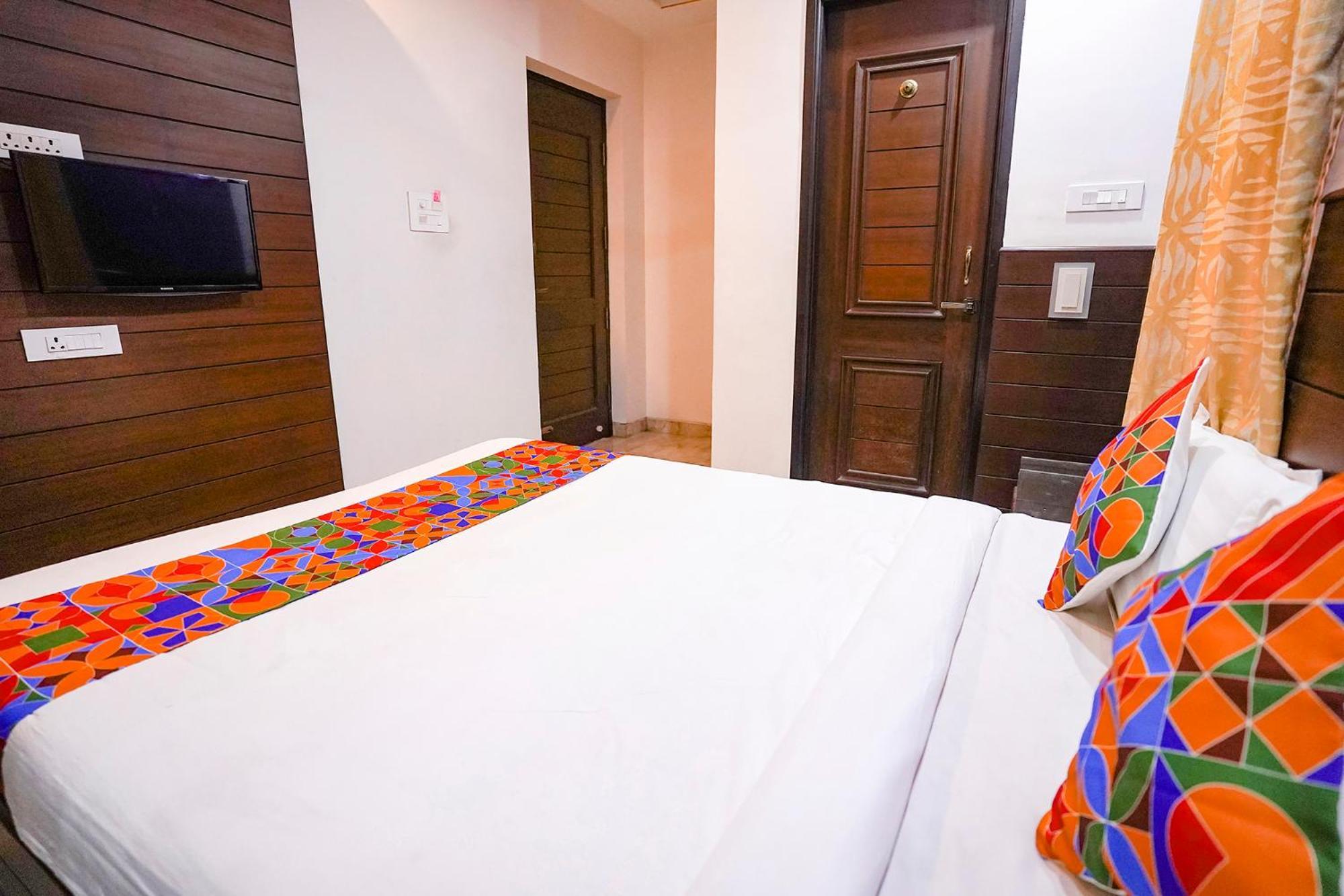 Fabhotel Sai Residency - Nr Rela Hospital, Chromepet